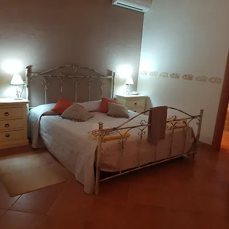 Su Donnigheddu Bed & Breakfast Rudalza
